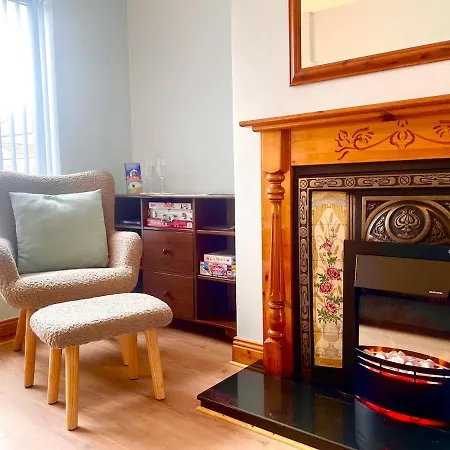 Fourteen Oaks Holiday home